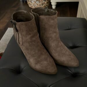 Guess brown booties